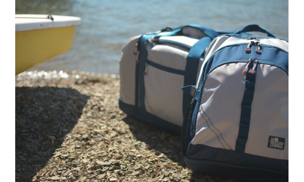 Silver Spinnaker Daypack on the beach